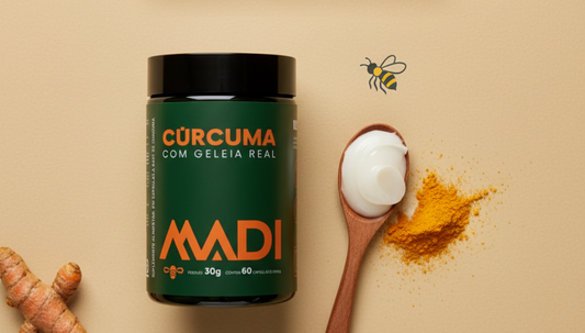 Geleia Real: O Alimento da Rainha Que Pode Nutrir Sua Rotina